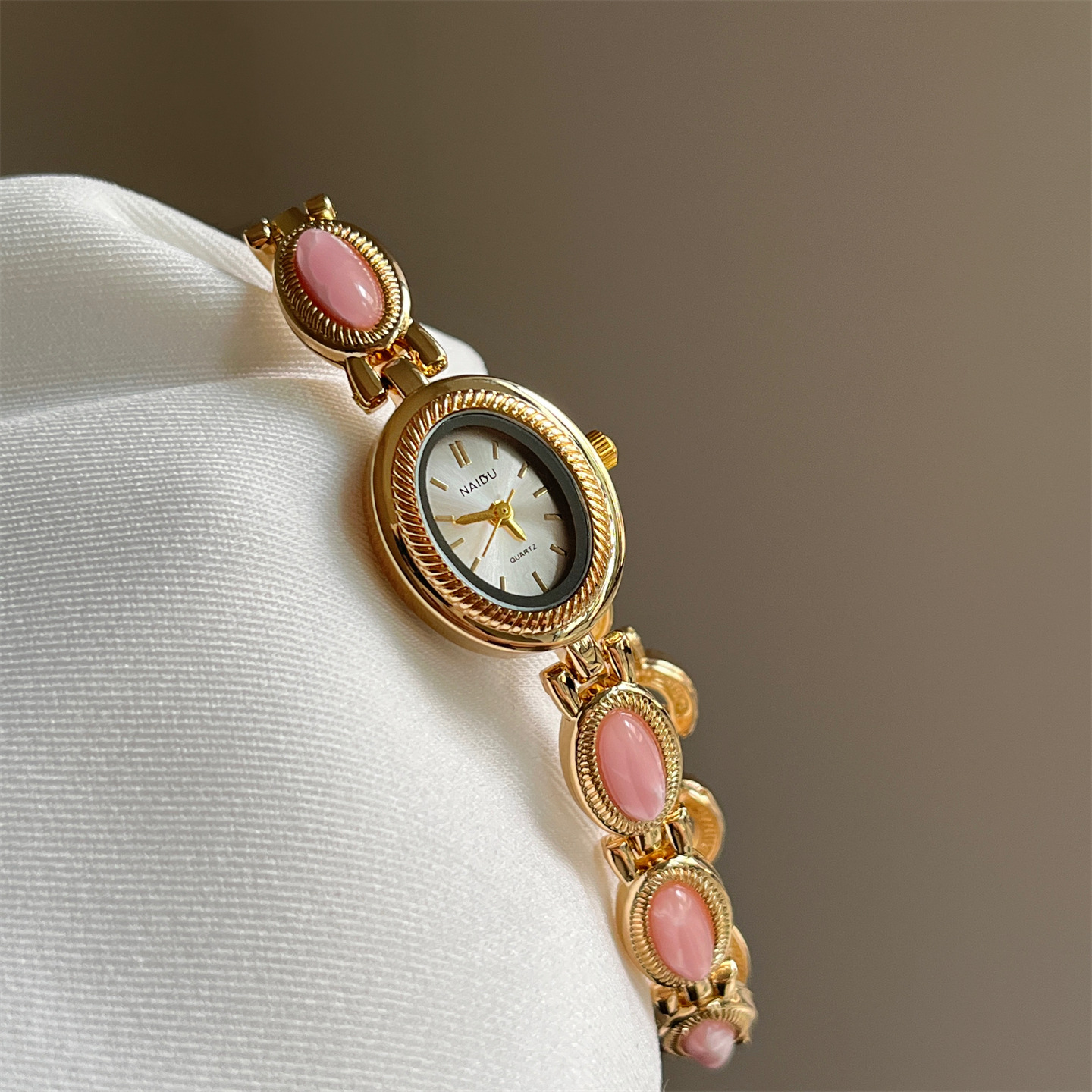 New Vintage Women's Watch with - Jewelry Watches Gold recensie en prijs