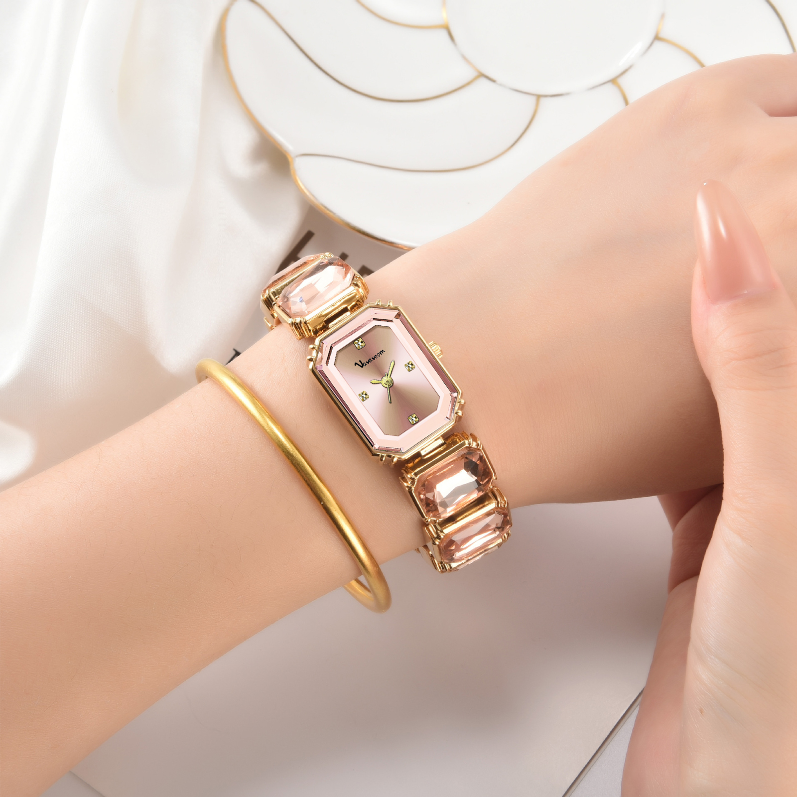 2025 New Women Watches Luxury  - Jewelry Watches Gold recensie en prijs