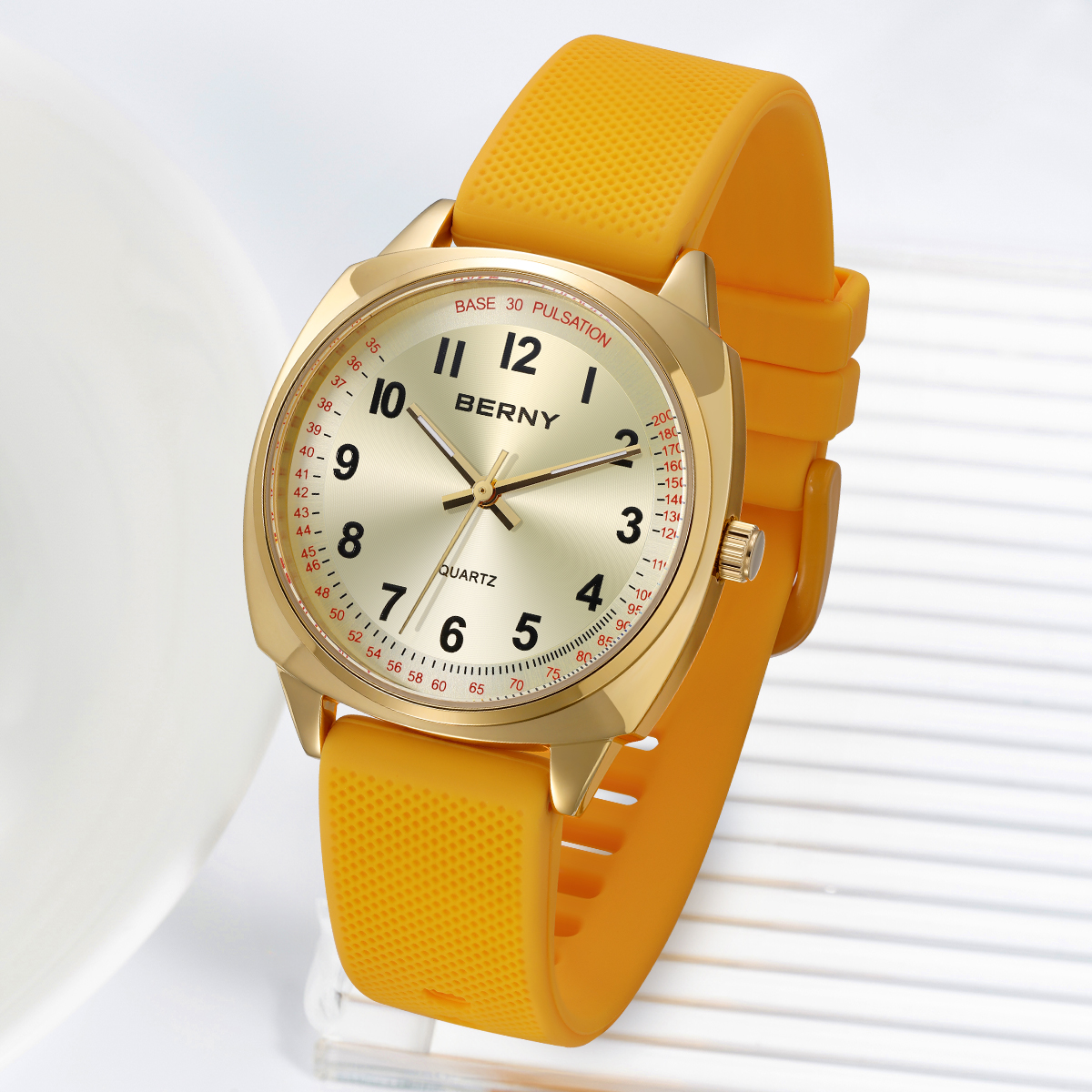 BERNY Women's Watches Nurse Wa - Jewelry Watches Gold recensie en prijs