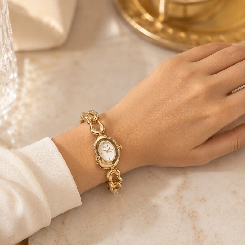 High-end Women Bracelet Chain  - Jewelry Watches Gold recensie en prijs