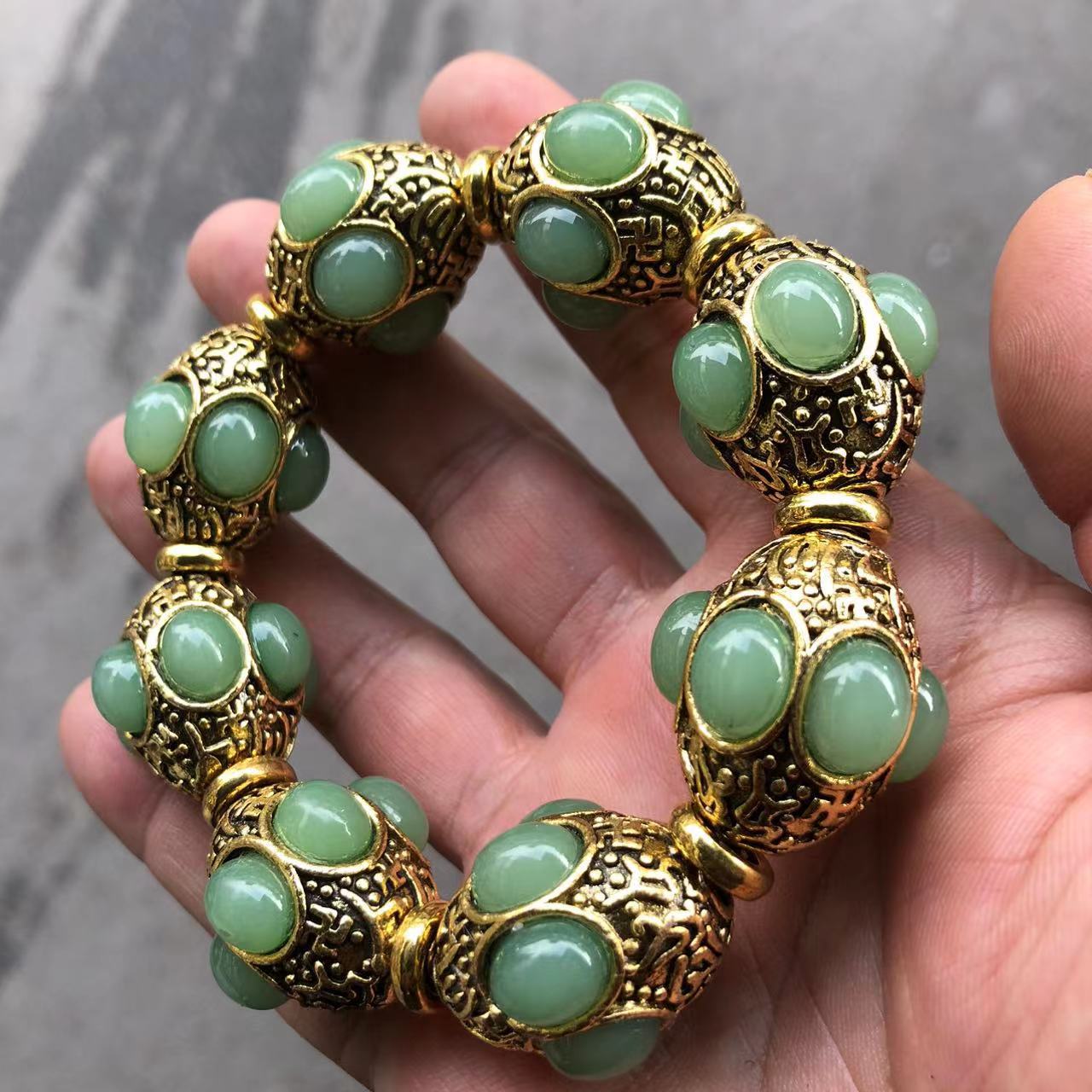 Vintage Bronze Inlaid Green Ja - Gemstone Bracelet Healing recensie en prijs